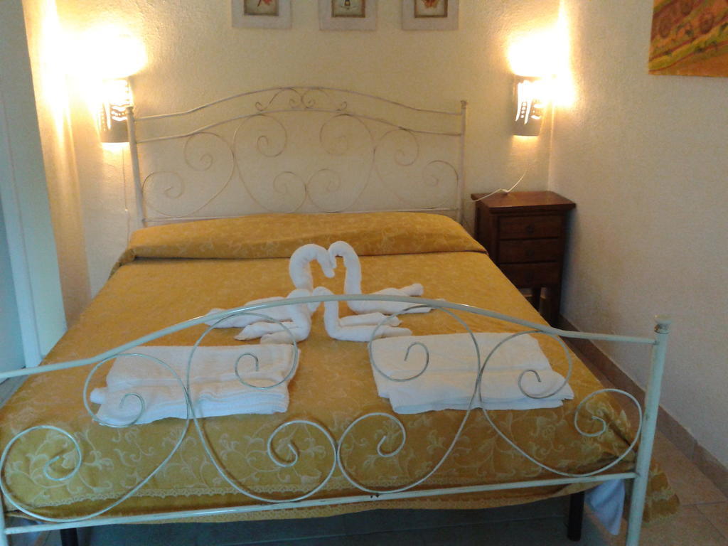 Villa Mediterranea Torre dell'Orso Habitación foto