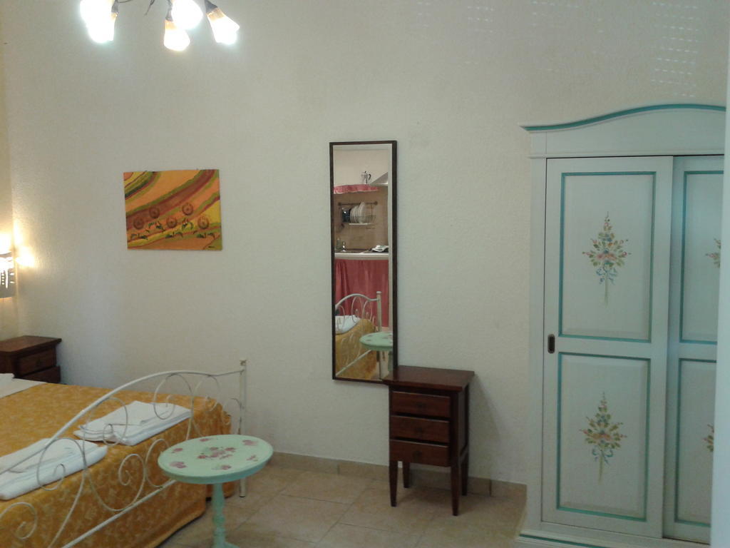 Villa Mediterranea Torre dell'Orso Habitación foto